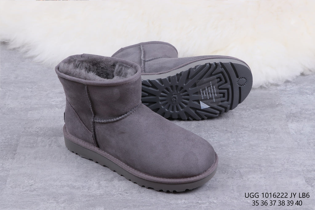 6222 Classic Mini II Short Boots 2.0 – Gray (In Stock)