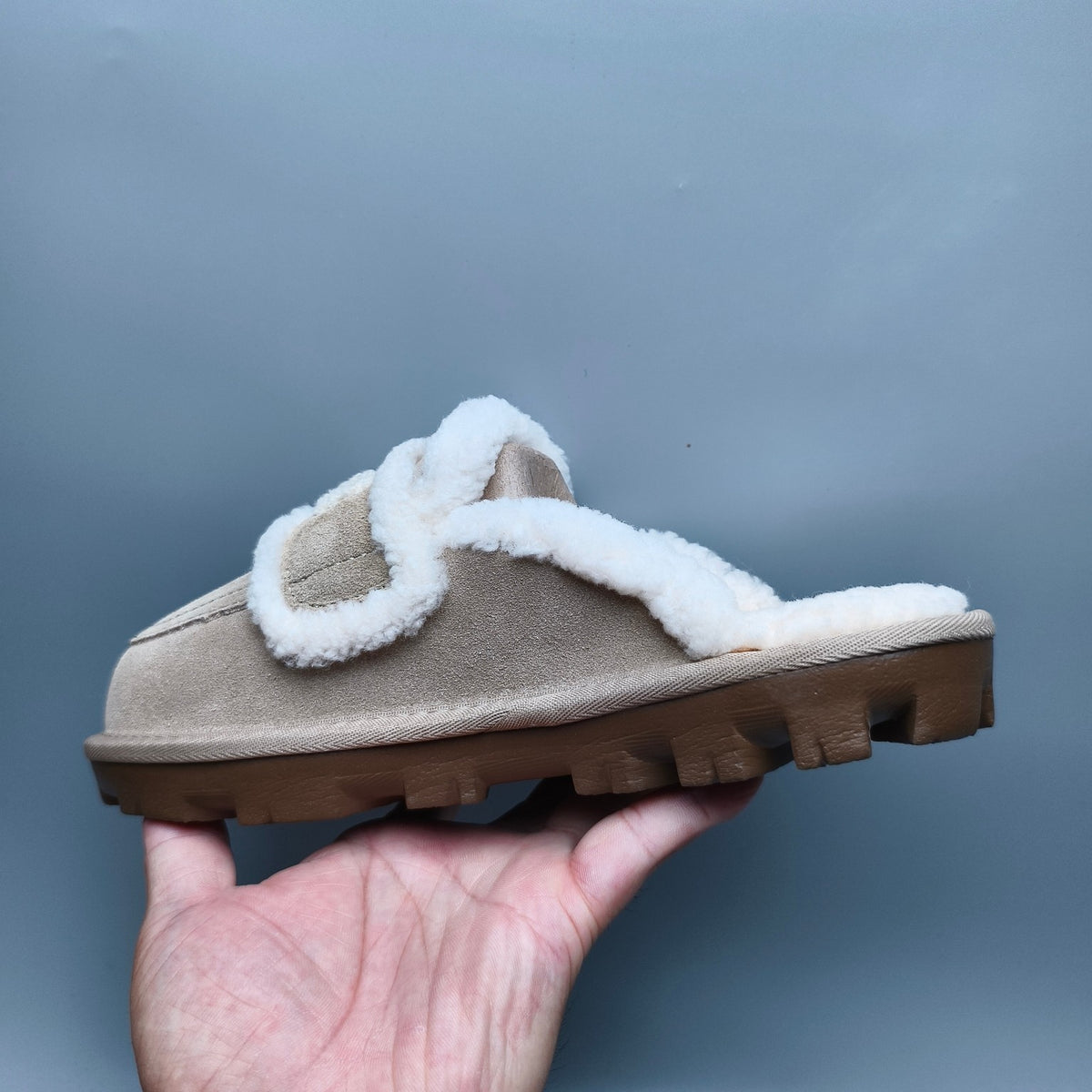 1206 Fluffy Big Logo Casual Slippers – Sand (In Stock)