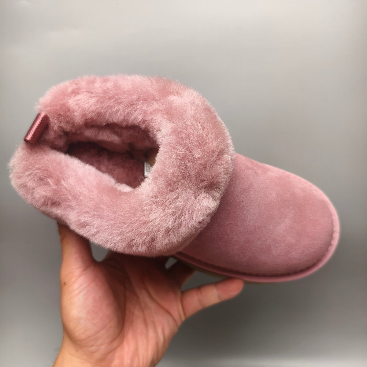 1393 Suede Thick-Sole Slip-On Lazy Shoes – Pink (In Stock)