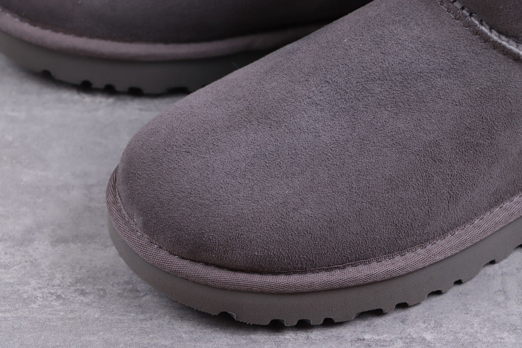6222 Classic Mini II Short Boots 2.0 – Gray (In Stock)
