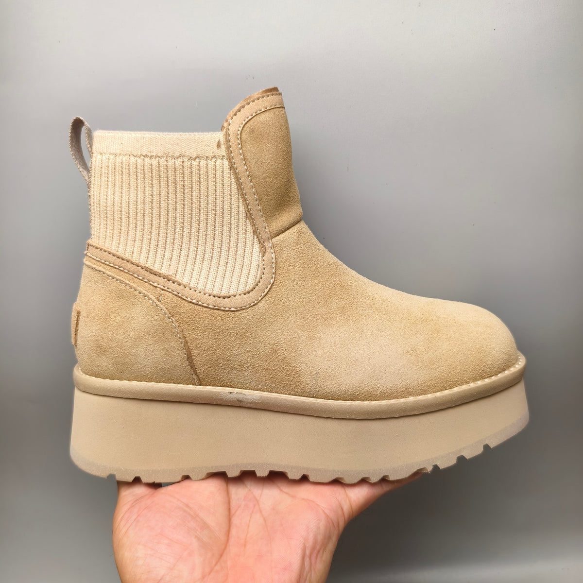 3258 5cm Thick-Sole Fashion Casual Shoes – Sand (In Stock)