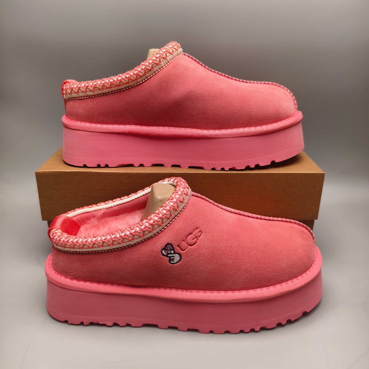 2553 Ethnic-Inspired Thick-Sole Casual Shoes – Rose Red (In Stock)