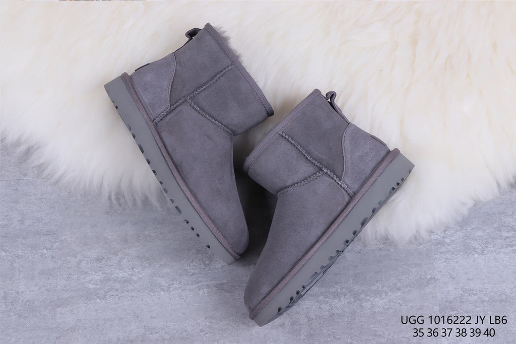 6222 Classic Mini II Short Boots 2.0 – Gray (In Stock)