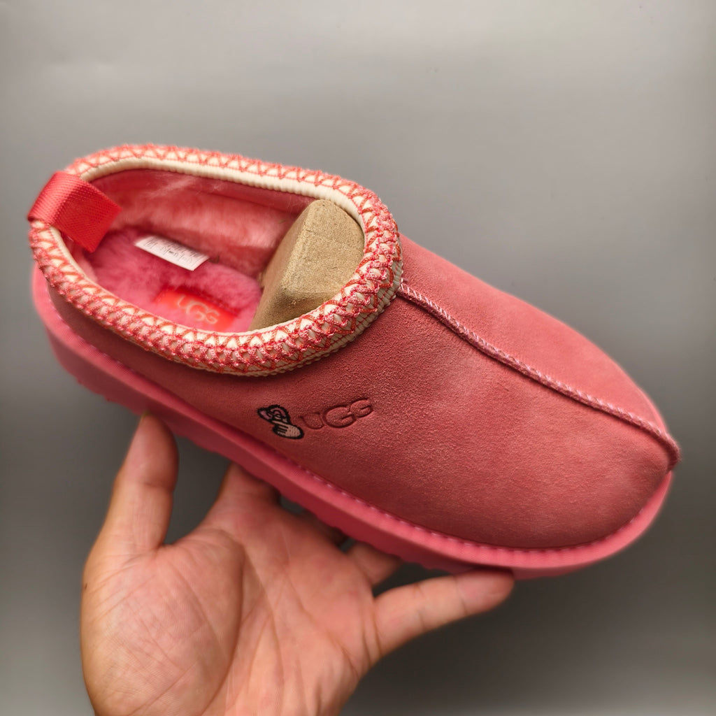 2553 Ethnic-Inspired Thick-Sole Casual Shoes – Rose Red (In Stock)