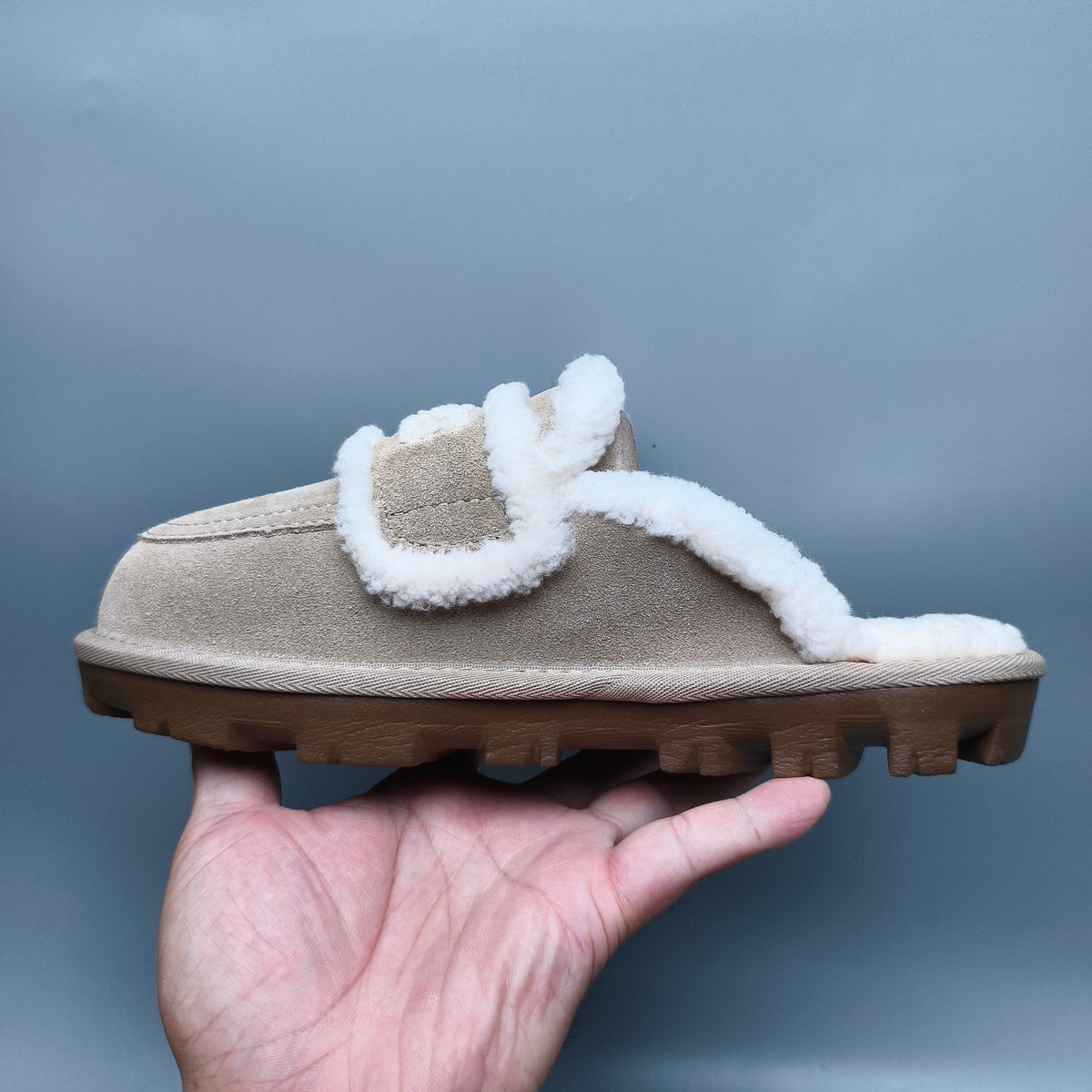 1206 Fluffy Big Logo Casual Slippers – Sand (In Stock)