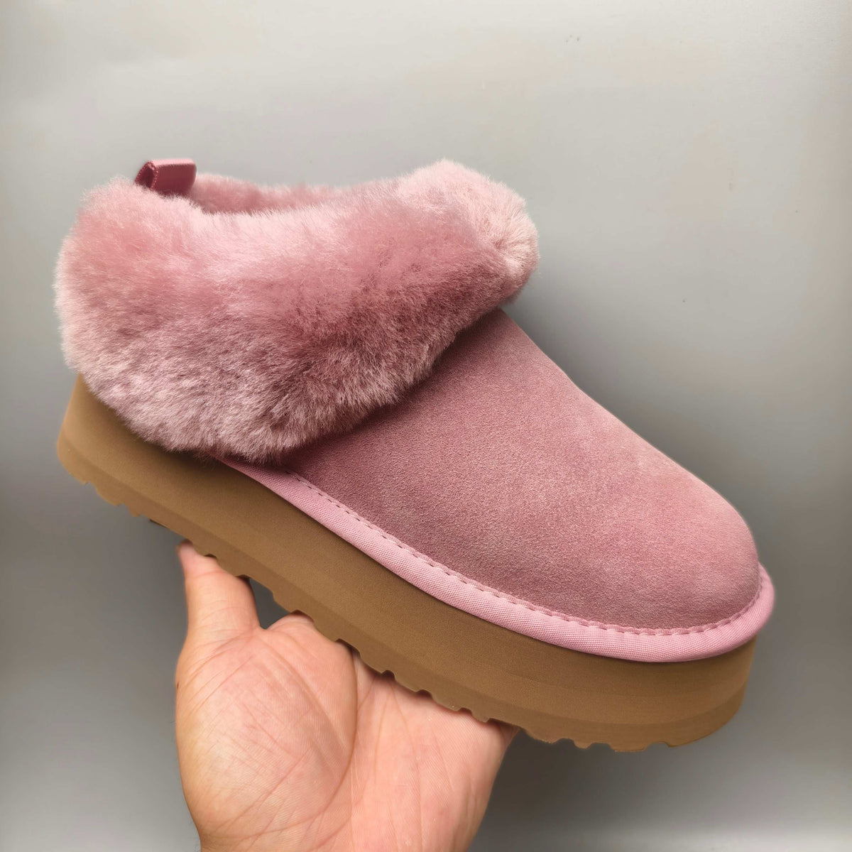 1393 Suede Thick-Sole Slip-On Lazy Shoes – Pink (In Stock)