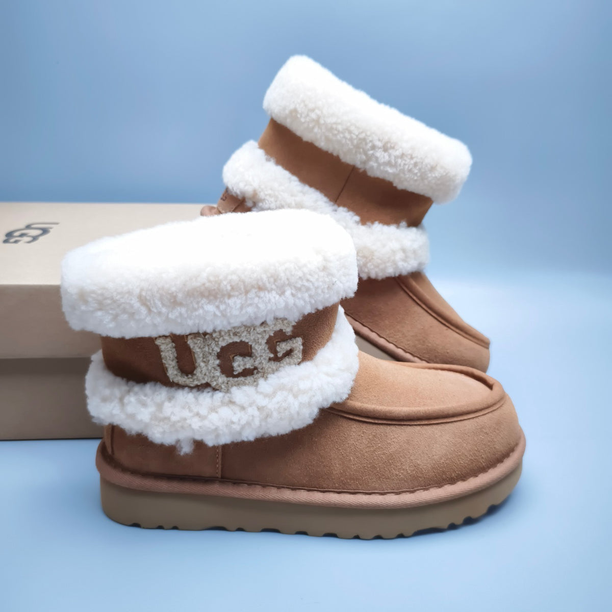 5410 Curly Fur Big Logo Mid-Top Street Boots – Chestnut (In Stock)
